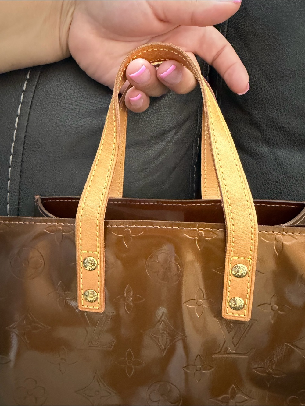 Louis Vuitton Chocolate Patent Monogram Small Tote - Picture 3 of 10